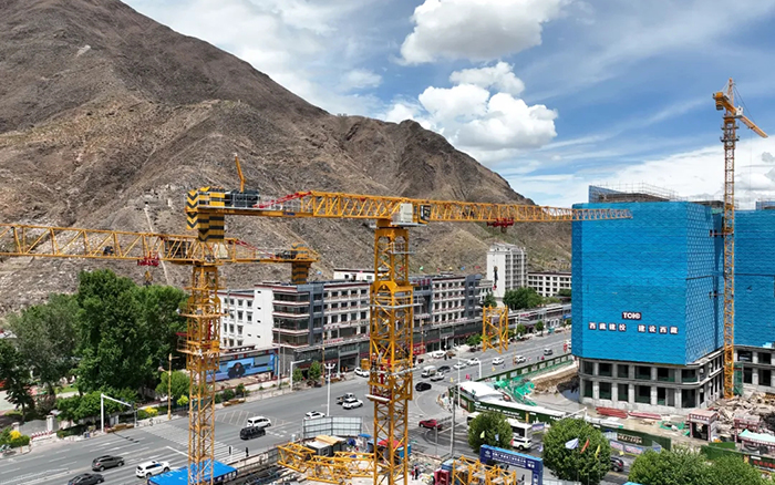 海拔4500米！ 徐工XGT600A-25S 奮戰“日光之城”