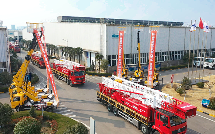 綠色修井效率再刷新，徐工電動(dòng)修井機(jī)批量發(fā)車