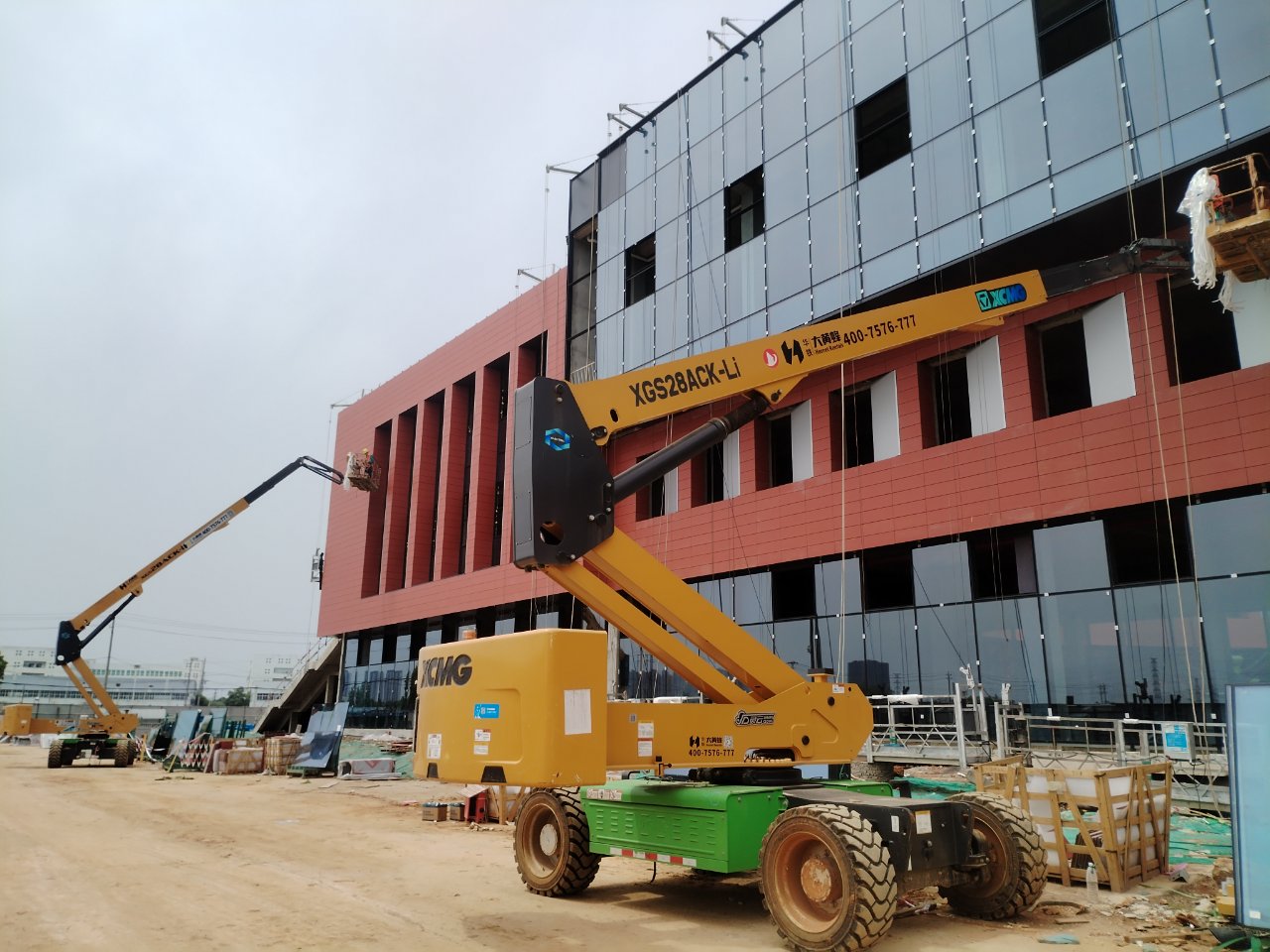 “綠”煥新能！徐工XGS28ACK-Li助力中國電子云研發基地打造綠色數字基建標桿