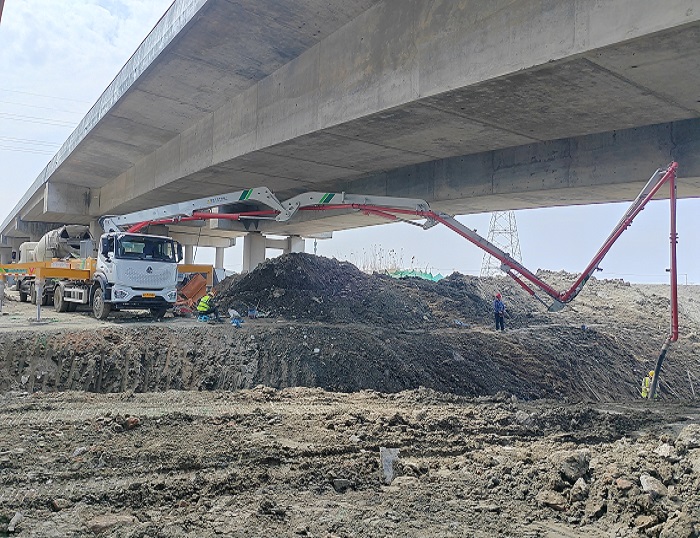 輕靈穩省！徐工33米泵車領航新城鎮基建